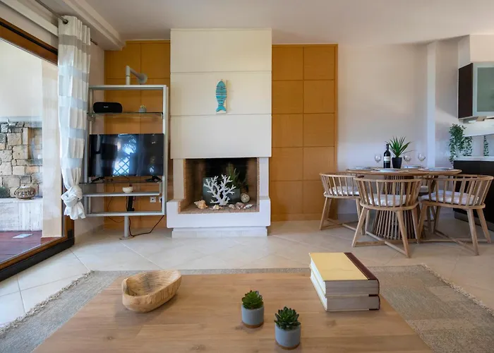 Exceptional Beachfront Blue Cocoon Vilă Pefkochori